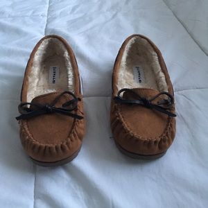 Airwalk Moccasin Slippers